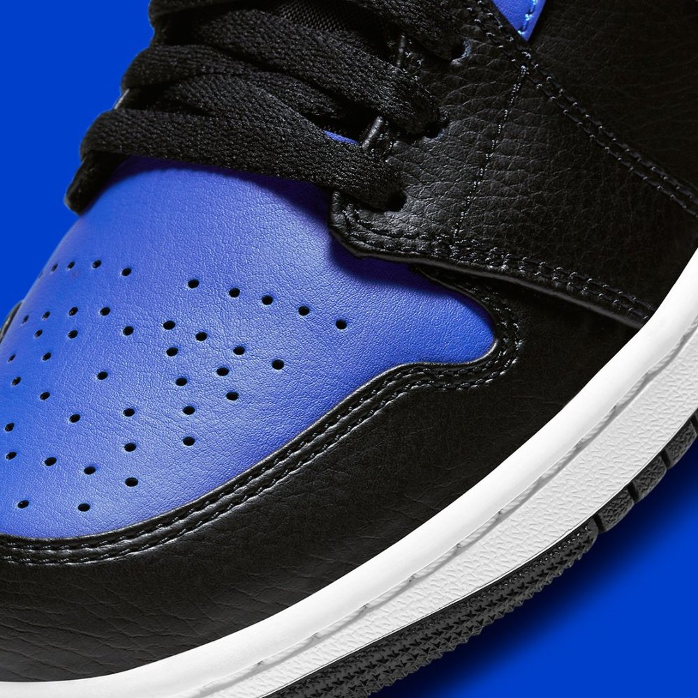 NEW Nike Air Jordan 1 Mid 'Hyper Royal' Black Men' - Picture 2 of 11
